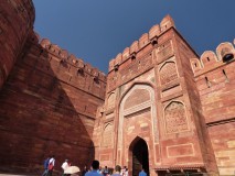 Le fort rouge d'Agra, prison dorée avec vue sur le Taj Mahal