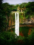 100% nature, les chutes de Chamarel et la terre des 7 couleurs